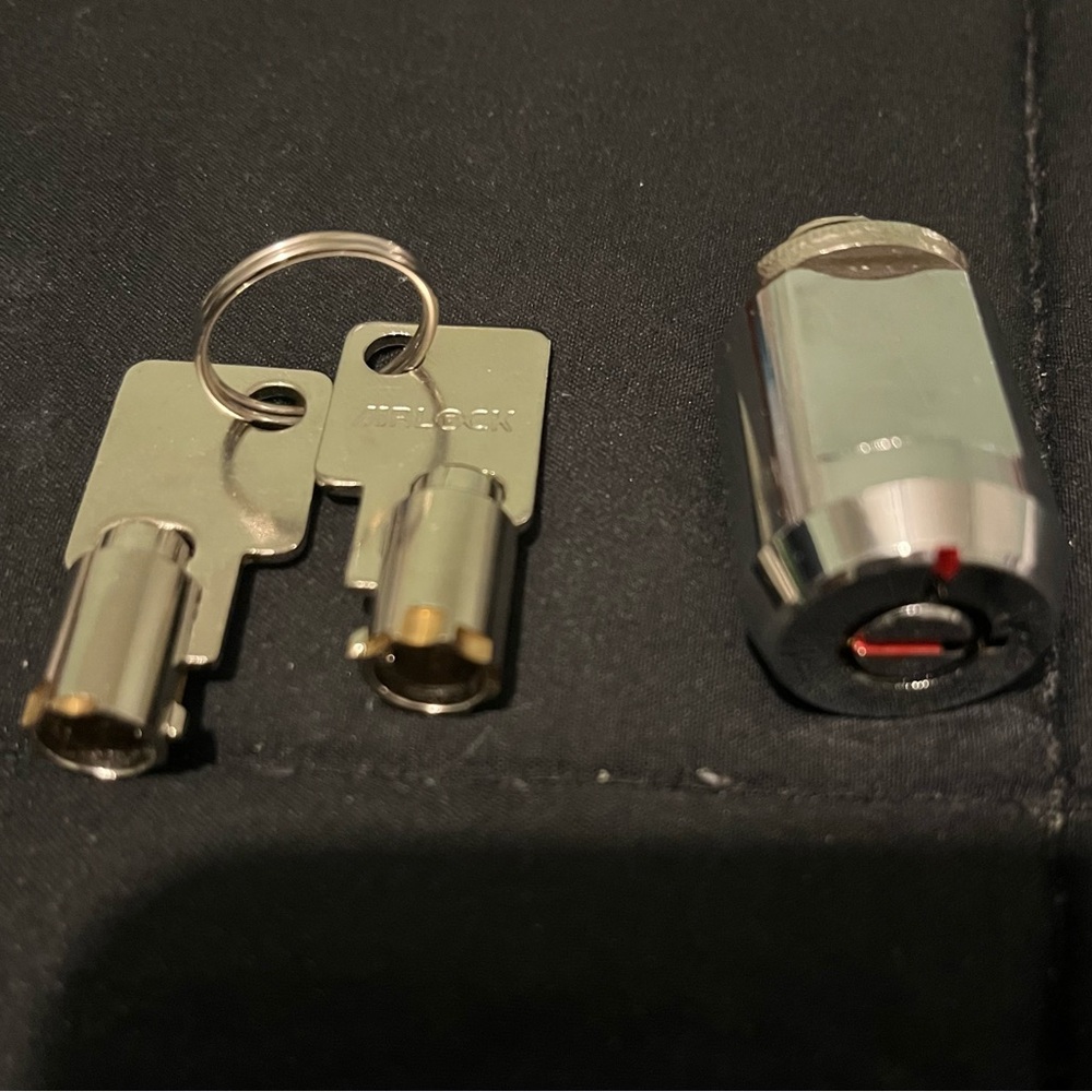 Silver Cylinder Lock with Two Tubular Keys